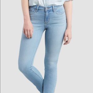 711 light wash Levis long